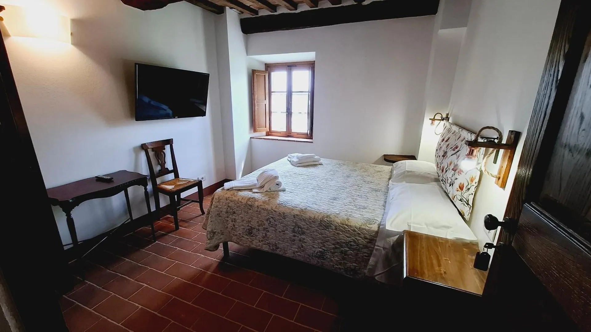 Farm stay Agriturismo La Taverna Sovicille